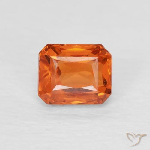 0.79ct Natürlicher Mittelorange Saphir, Smaragdschliff, VVS