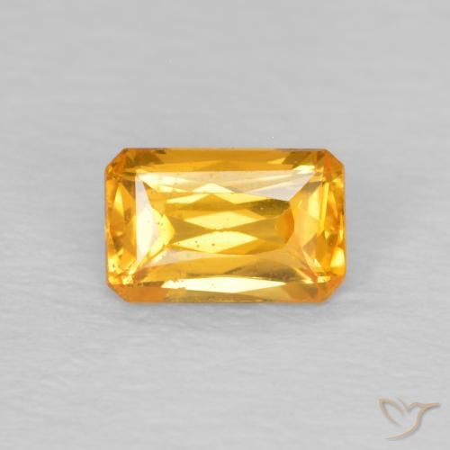 0.40ct Natürlicher Dunkelgolden Saphir, Smaragdschliff, VS