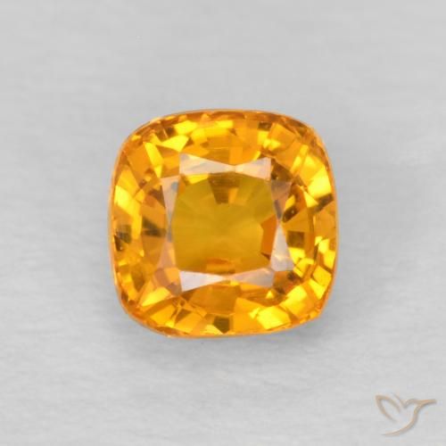 0.68ct Natürlicher Orange-Gold Saphir, Kissen, VVS
