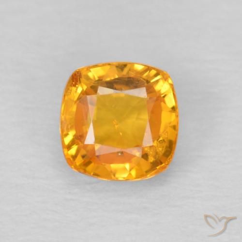 0.70ct Natürlicher Mittelorange Saphir, Kissen, VS, Photo A