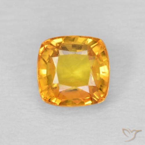 0.68ct Natürlicher Orange-Gold Saphir, Kissen, VS