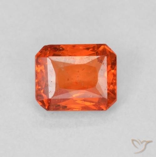 0.53ct Natürlicher Warmes Orange Saphir, Smaragdschliff, SI