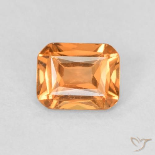 0.51ct Natürlicher Mittelorange Saphir, Smaragdschliff, VVS-VS