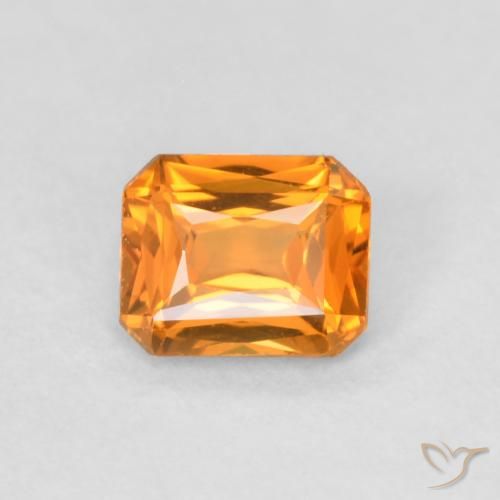0.48ct Natürlicher hellorange Saphir, Smaragdschliff, VVS-VS