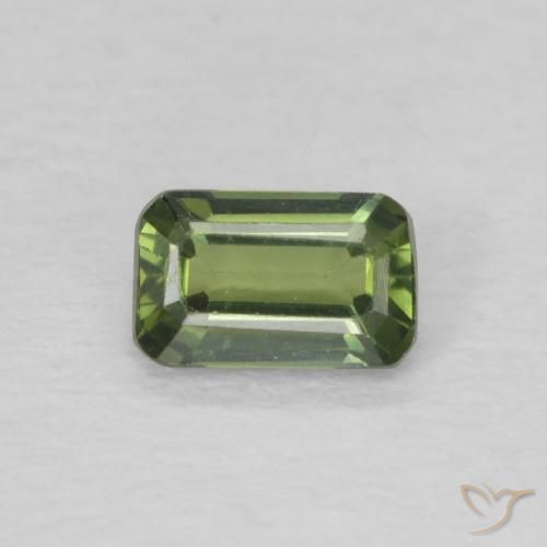 0.44ct Natürlicher Warmes Grün Saphir, Smaragdschliff, VVS