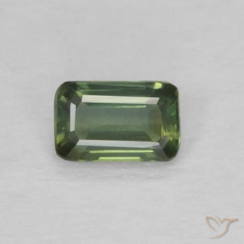 0.41ct Natürlicher gelblich-grün Saphir, Smaragdschliff, VVS-VS