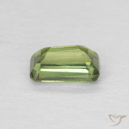 9,17 ctw natürlicher Medium Light Green Saphir, Oktagonschliff, VVS-VS