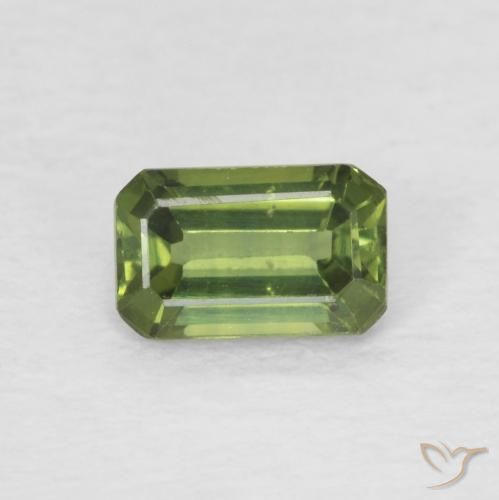 0.45ct Natürlicher Erdiges Grün Saphir, Smaragdschliff, VS