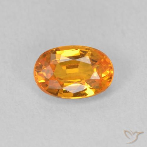 0.64ct Natürlicher Mittelorange Saphir, Oval, VVS