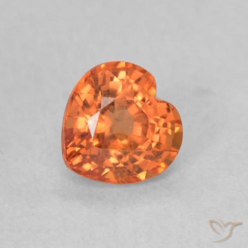 0.53ct Natürlicher Feuerorange Saphir, Herz, VS