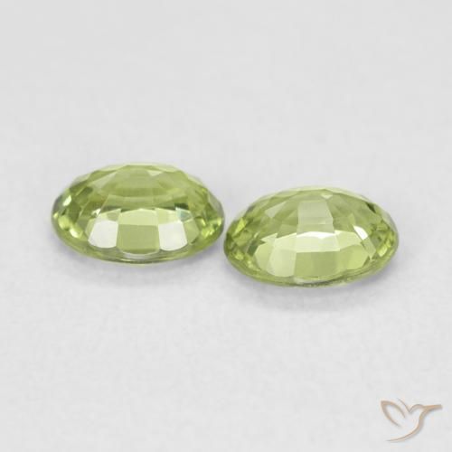 0.71 ct natürliche Helles Waldgrün Saphir-Edelsteine, Oval, VVS-VS
