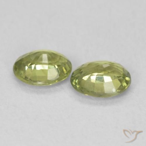 0.78 ct natürliche Warmes Erdgrün Saphir-Edelsteine, Oval, VS
