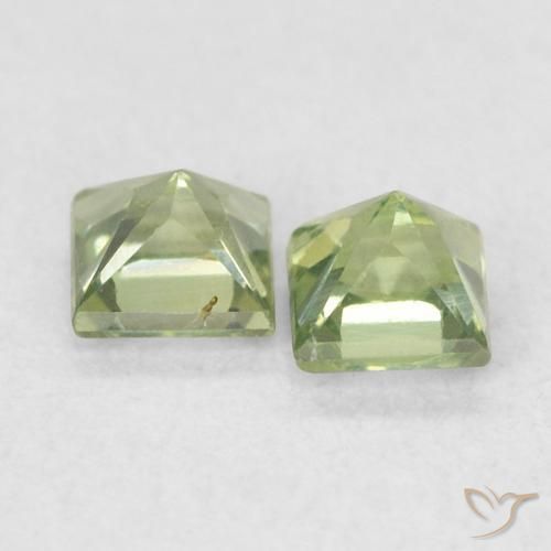 0.45 ct natürliche Warmes Grün Saphir-Edelsteine, Quadrat, VS