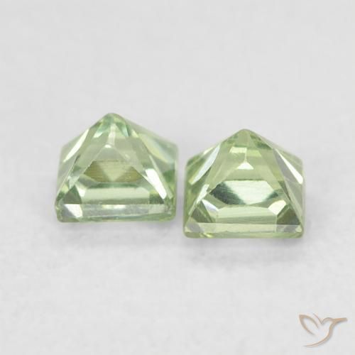 0.49 ct natürliche Helles Waldgrün Saphir-Edelsteine, Quadrat, VS