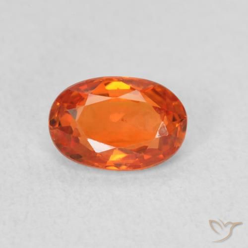 0.64ct Natürlicher Mittelorange Saphir, Oval, VS