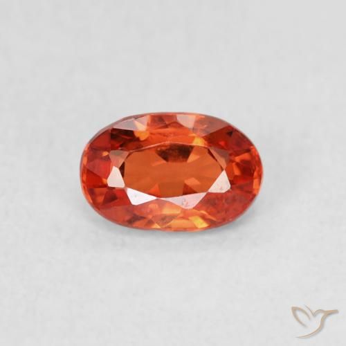0.65ct Natürlicher rötlich-orange Saphir, Oval, VVS