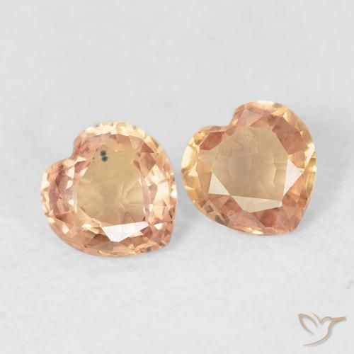 0.77ctw Natürlicher Pfirsich-Golden Saphir, Herz, VVS-VS