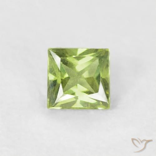 0.21ct Natürlicher Leichtes lebendiges Grün Saphir, Quadrat, VS