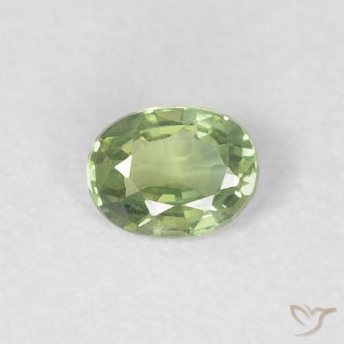 0.24ct Natürlicher Warmes Grün Saphir, Oval, VVS-VS