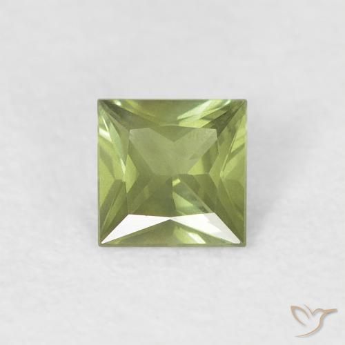 0.38ct Natürlicher Mittelgrün Saphir, Quadrat, VVS-VS