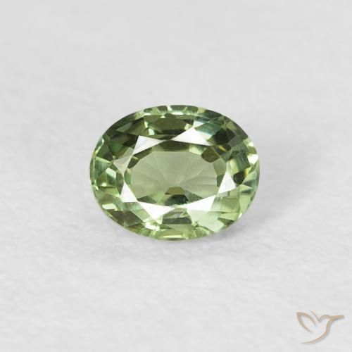 0.43ct Natürlicher tiefgrün Saphir, Oval, VVS