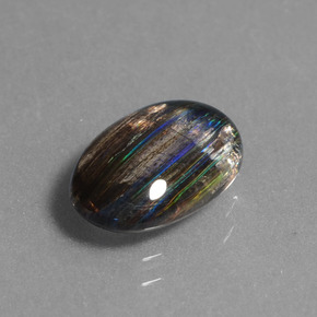 2,59 ctw natürlicher mehrfarbiger Skapolith, Oval Schliff, Transparent