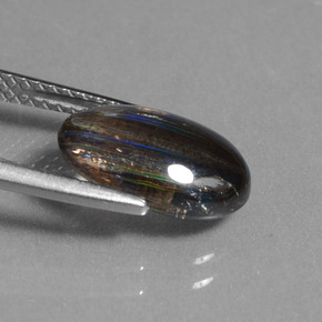 2,59 ctw natürlicher mehrfarbiger Skapolith, Oval Schliff, Transparent