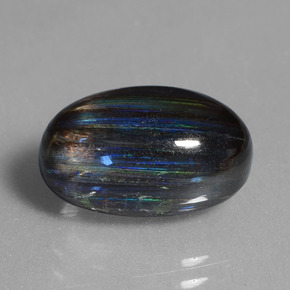 6,73 ctw natürlicher mehrfarbiger Skapolith, Oval Schliff, Transparent