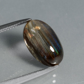 4,41 ctw natürlicher mehrfarbiger Skapolith, Oval Schliff, Transparent