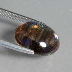 4,21 ctw natürlicher mehrfarbiger Skapolith, Oval Schliff, Transparent
