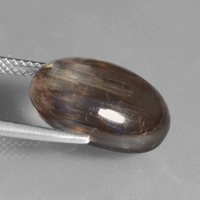 9,38 ctw natürlicher mehrfarbiger Skapolith, Oval Schliff, Transparent