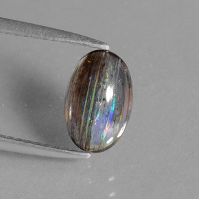 1,45 ctw natürlicher mehrfarbiger Skapolith, Oval Schliff, Transparent
