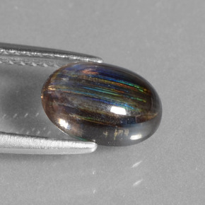 2,00 ctw natürlicher mehrfarbiger Skapolith, Oval Schliff, Transparent