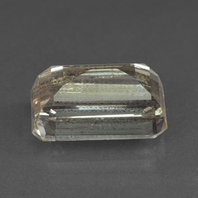 8,96 ctw natürlicher mehrfarbiger Skapolith, Smaragdschliff, Transparent
