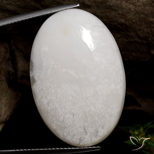 26.64ct Natürlicher Hellweiß Skolezit, Oval, Lichtundurchlässig