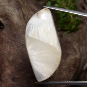 9,17 ctw natürlicher Weiß Scolecit, Ausgefallene Form, Lichtundurchlässig