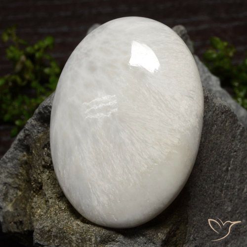 33.75ct Natürlicher Warmweiß Skolezit, Oval, Lichtundurchlässig