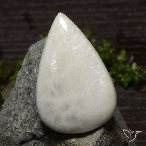 28.69ct Natürlicher Cremeweiß Skolezit, Birnenform, Lichtundurchlässig