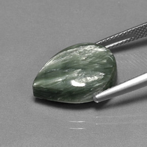 8,33 ctw natürlicher grüner Seraphinit, Birnenform, Lichtundurchlässig