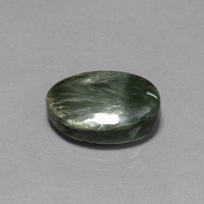 7,83 ctw natürlicher grüner Seraphinit, Oval Schliff, Lichtundurchlässig