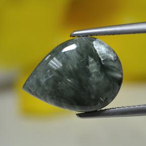 8,13 ctw natürlicher grüner Seraphinit, Birnenform, Lichtundurchlässig