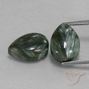 11.87 ct natürliche tiefgrün Seraphinite-Edelsteine, Birnenform, Lichtundurchlässig