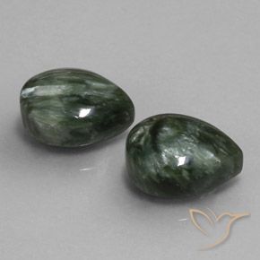 12.35 ct natürliche Graugrün Seraphinite-Edelsteine, Birnenform, Lichtundurchlässig