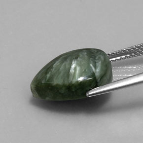 5,20 ctw natürlicher grüner Seraphinit, Birnenform, Lichtundurchlässig