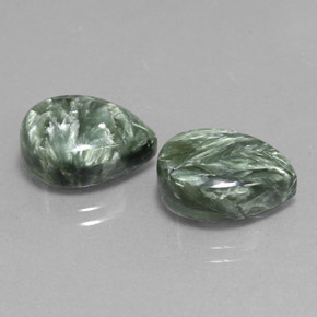 11,17 ct natürliche grüner Seraphinit-Edelsteine, Birnenform, Lichtundurchlässig
