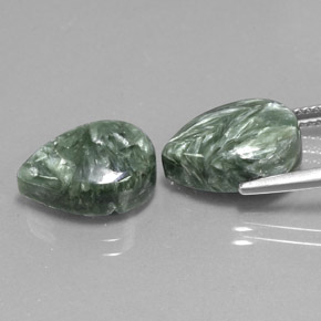 11,17 ct natürliche grüner Seraphinit-Edelsteine, Birnenform, Lichtundurchlässig