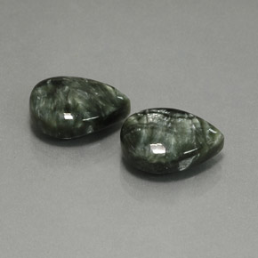  ct natürliche grüner Seraphinit-Edelsteine, Birnenform, Lichtundurchlässig
