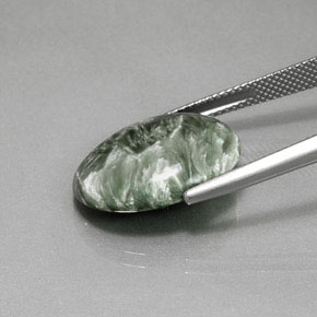 8,99 ctw natürlicher grüner Seraphinit, Oval Schliff, Lichtundurchlässig
