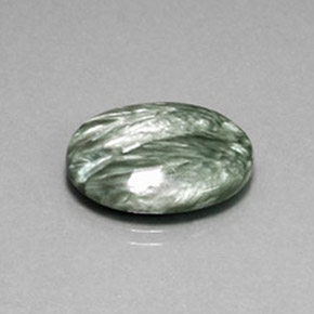 10,82 ctw natürlicher grüner Seraphinit, Oval Schliff, Lichtundurchlässig