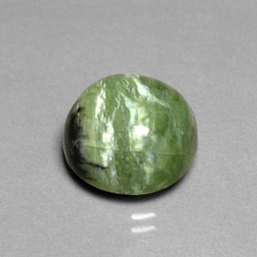 7,91 ctw natürlicher grüner Serpentin, Rundschliff, Lichtundurchlässig